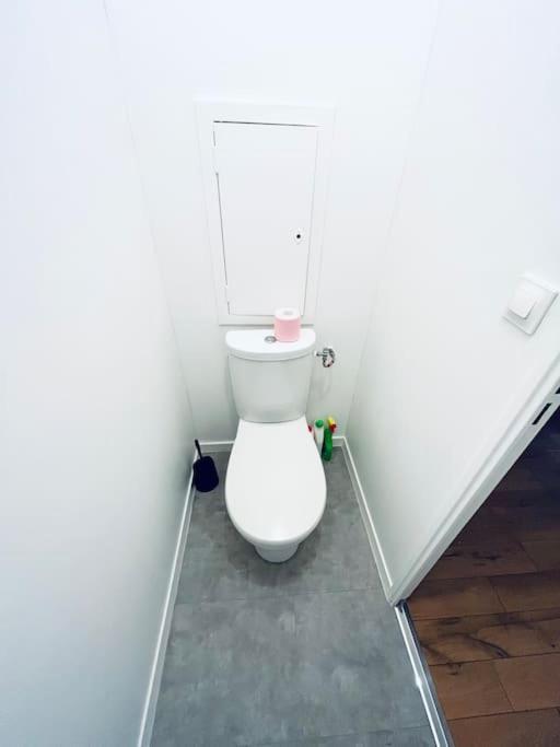 Nice 1 Bedroom In Σαντιγί Εξωτερικό φωτογραφία